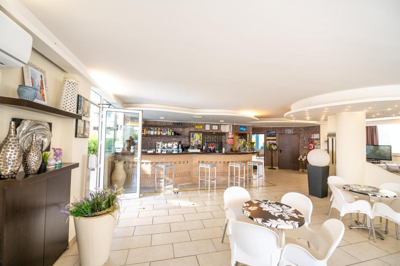 רוזטו דליי אברוצי Di Matteo Hotel מראה חיצוני תמונה