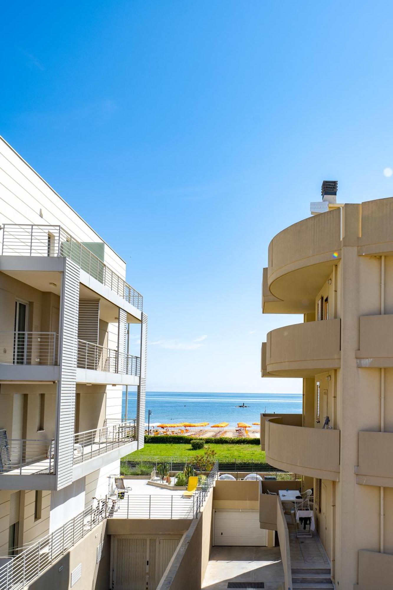 רוזטו דליי אברוצי Di Matteo Hotel מראה חיצוני תמונה
